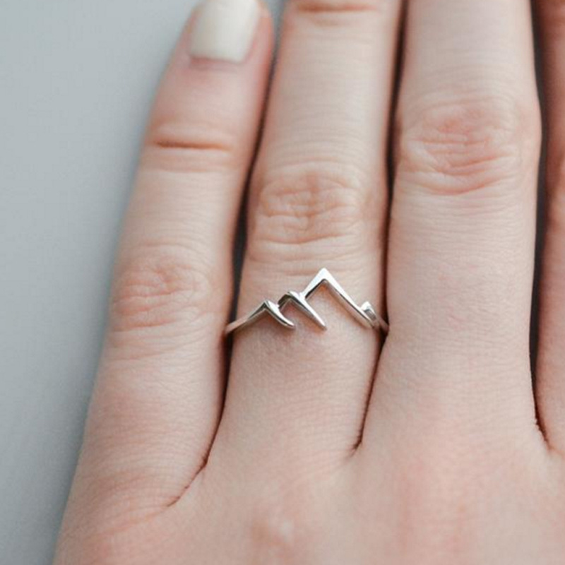 Fashion Creative Mountain Range Ring Nature Motivation Jewelry Hiking Snowboard Lover Gift Stainless Steel Rings For Women
Fashion Creative Mountain Range Ring Nature Motivation Jewelry Hiking Snowboard Lover Gift Stainless Steel Rings For Women