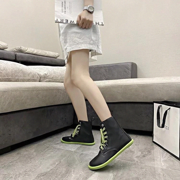 New 2020 Womens Boots Ankle Lace Up Boots Women Black BootsRound Toe Shoes Outdoor PU Leather Winter Female Shoes Women #VV0b
New 2020 Womens Boots Ankle Lace Up Boots Women Black BootsRound Toe Shoes Outdoor PU Leather Winter Female Shoes Women #VV0b