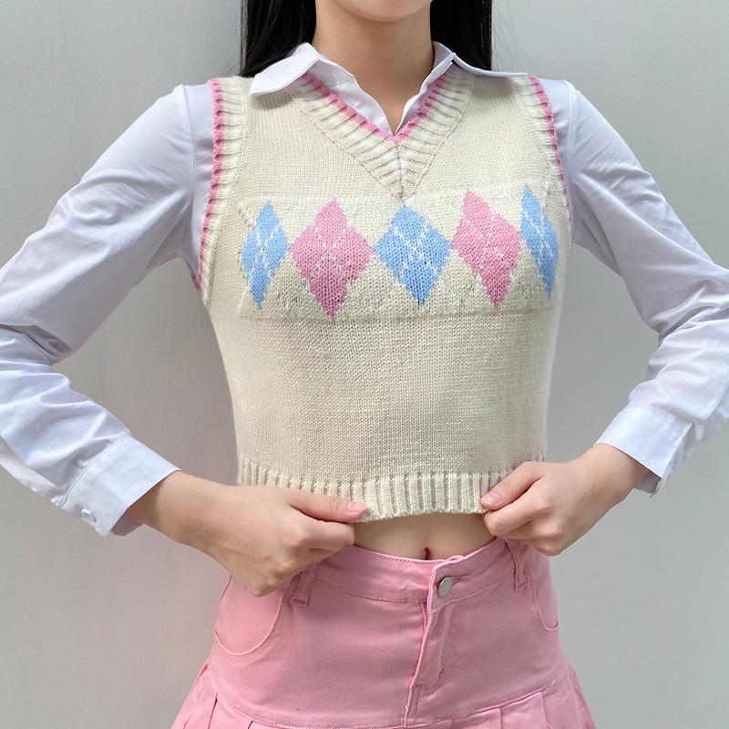 Korean Sweet Knitted Argyle Sweater Vest Women Sleeveless V Neck Y2k Plaid Pullover Patchwork Ladies Tops Knitwear Vest Dames, Beige
Korean Sweet Knitted Argyle Sweater Vest Women Sleeveless V Neck Y2k Plaid Pullover Patchwork Ladies Tops Knitwear Vest Dames, Beige