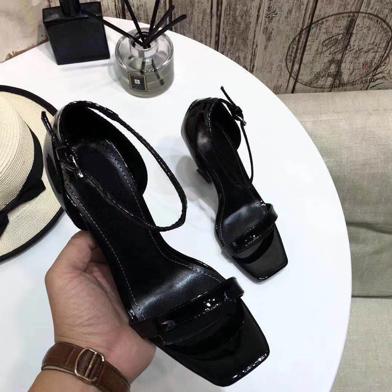 Hot Sael-New fashion women's sandalsFashion Sandals Bohemian Diamond Slippers Woman Flats Flip Flops Shoes Summer Beach Sandals35-41
