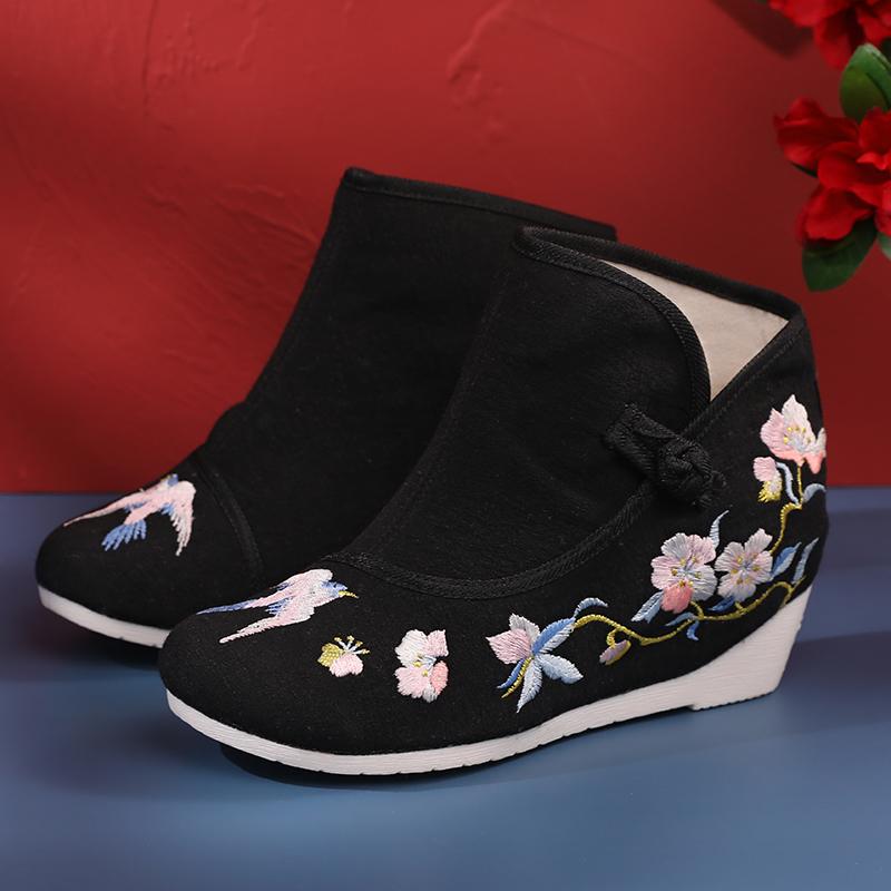 Yuan Embroidery 2020 ladies autumn boots old Beijing Chinese style embroidered disc buckle high heel ankle boots, Black
Yuan Embroidery 2020 ladies autumn boots old Beijing Chinese style embroidered disc buckle high heel ankle boots, Black