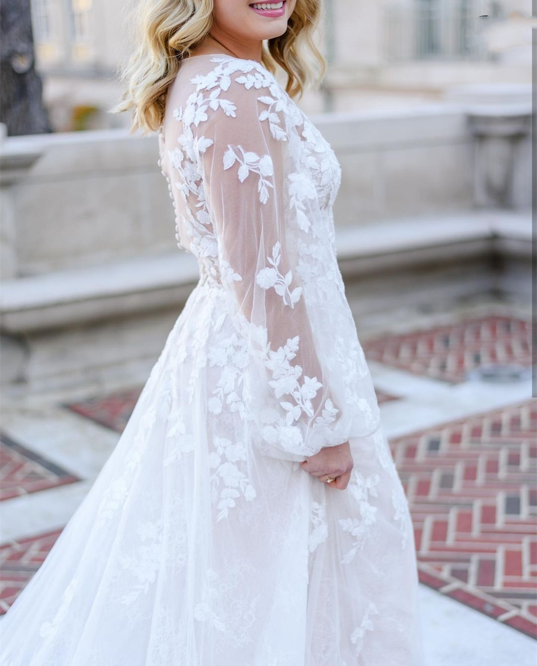 Pretty Lace Country Wedding Dresses A Line New 2023 Illusion Puff Long Sleeve Garden Bridal Wedding Gowns Court Train V Neck Bride Dress