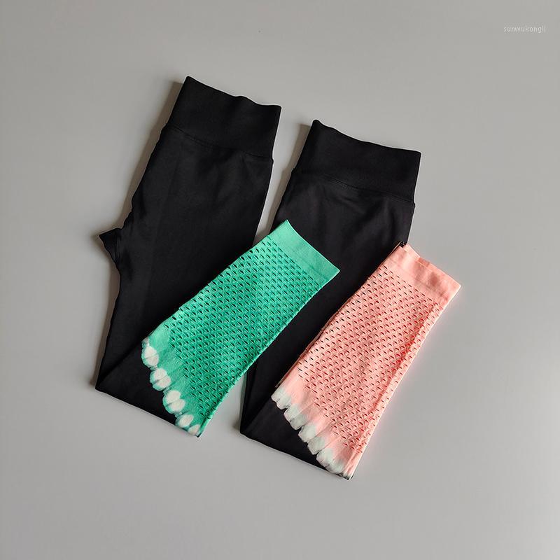 Seamless Hollowing out Pants Women Fitness Yoga Pants High Waist Sport Leggings Gym Yoga Leggings Workout Running Sports Pant1, Green
Seamless Hollowing out Pants Women Fitness Yoga Pants High Waist Sport Leggings Gym Yoga Leggings Workout Running Sports Pant1, Green