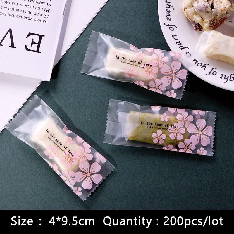 200pcs/lot Candy Packing Bag Handmade Chinese Style Frosted Romantic Plum blossom Soft Nougat Sugar Wrapper Party Supplies Pack
200pcs/lot Candy Packing Bag Handmade Chinese Style Frosted Romantic Plum blossom Soft Nougat Sugar Wrapper Party Supplies Pack