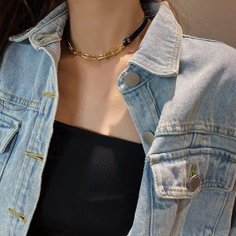 Fashion Leather Choker Pendant Necklaces For Women Black Long Necklace Choker High Street Punk Jewelry Chains Dress Accessories
Fashion Leather Choker Pendant Necklaces For Women Black Long Necklace Choker High Street Punk Jewelry Chains Dress Accessories