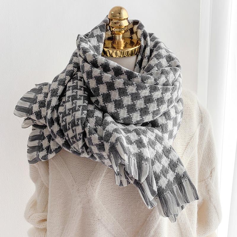 Scarves Female Soft Plaid Wrap Warm Artificial Cashmere Shawls Mujer Bufanda Ultra Long Cape Oversize Mantilla 70*200
Scarves Female Soft Plaid Wrap Warm Artificial Cashmere Shawls Mujer Bufanda Ultra Long Cape Oversize Mantilla 70*200