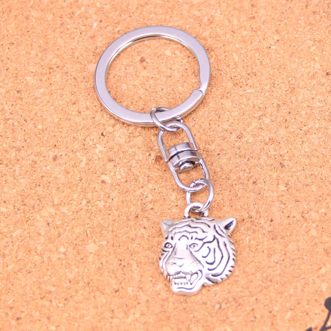 Fashion Keychain 23*17mm angrily tiger head Pendants DIY Jewelry Car Key Chain Ring Holder Souvenir For Gift, Slivery;golden
Fashion Keychain 23*17mm angrily tiger head Pendants DIY Jewelry Car Key Chain Ring Holder Souvenir For Gift, Slivery;golden