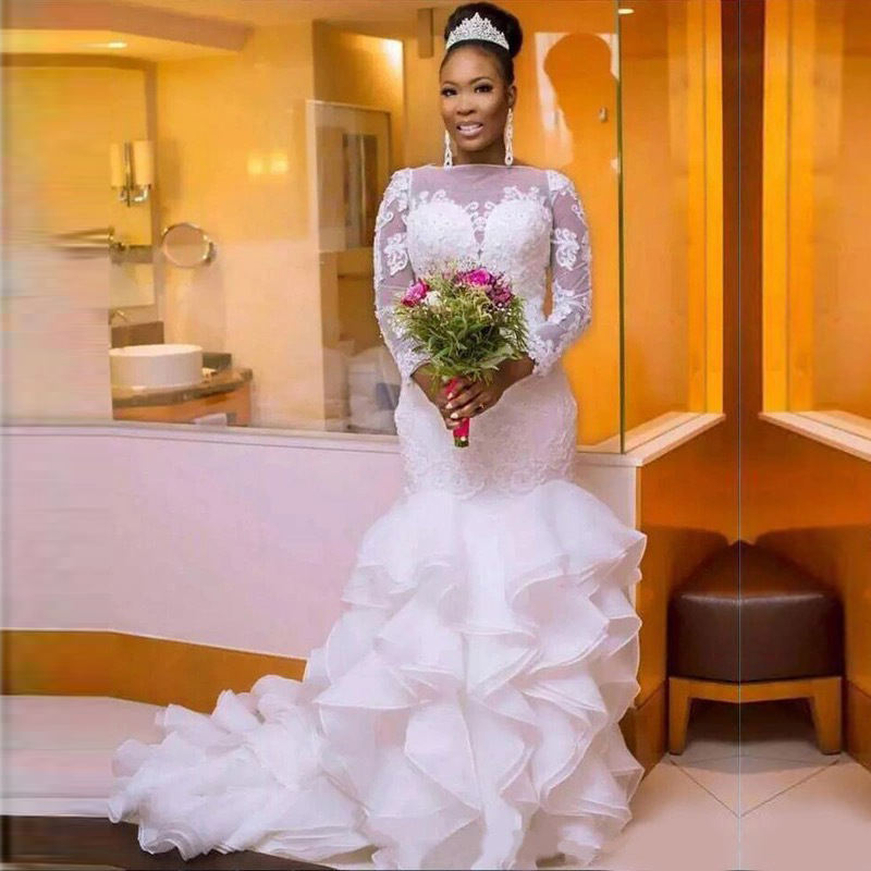 Gorgeous African Tiered Ruffles Mermaid Wedding Dresses For Bride 2022 Long Sleeves Lace Appliques Court Train Wedding Gowns Jewel Neck Back Buttons B