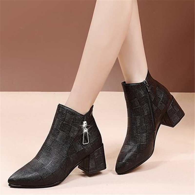 2021 New Round Short All-match Comfortable High Heels Women Riding Boots Big Fashion Women's Shoes J2pe, F21-1-02
2021 New Round Short All-match Comfortable High Heels Women Riding Boots Big Fashion Women's Shoes J2pe, F21-1-02