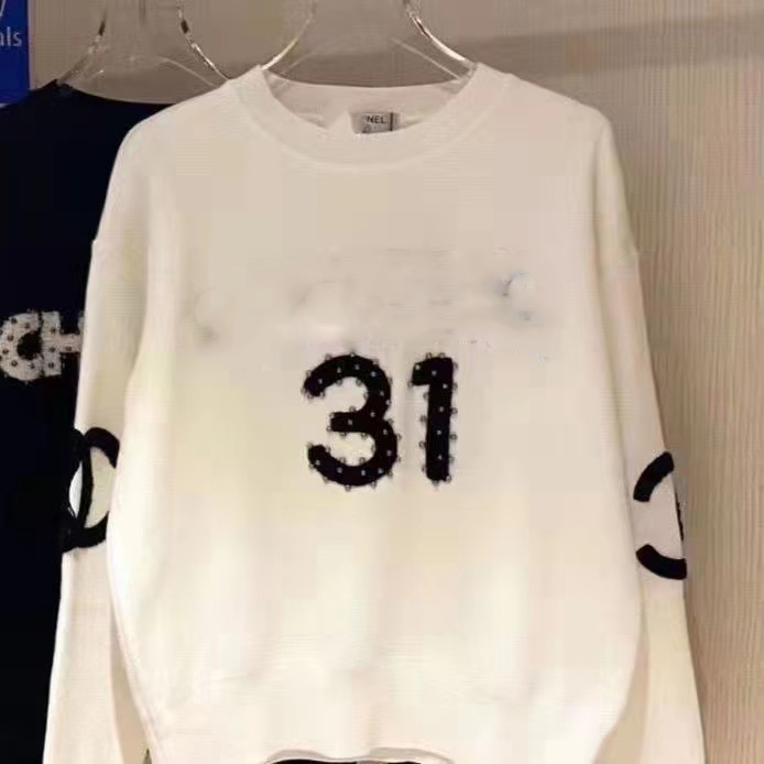 2021 Lady Tops Wool Designer Sweater Knits Tees Zipper Neck Adjust Red Letter Striped Necks Casual Women Slim Sweaters Sleeveless Shirts Spring Autumn Style Size -L, Black
2021 Lady Tops Wool Designer Sweater Knits Tees Zipper Neck Adjust Red Letter Striped Necks Casual Women Slim Sweaters Sleeveless Shirts Spring Autumn Style Size -L, Black