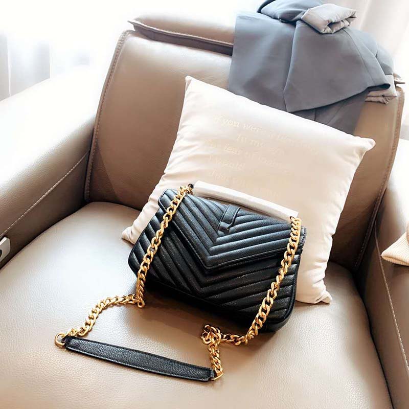 2020 hot sale high quality fashion saddle type women's handbag fashion leather cross bag women's Handbag Purse chain shoulder bag, Make up the difference
2020 hot sale high quality fashion saddle type women's handbag fashion leather cross bag women's Handbag Purse chain shoulder bag, Make up the difference