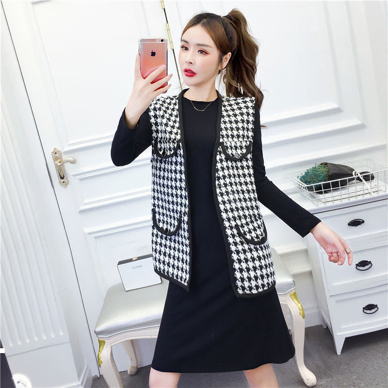 New Autumn 2021 cardigan fashionable sleeveless women's jersey stylish woman's low-necked waistcoat y175 2ERW, Heise
New Autumn 2021 cardigan fashionable sleeveless women's jersey stylish woman's low-necked waistcoat y175 2ERW, Heise