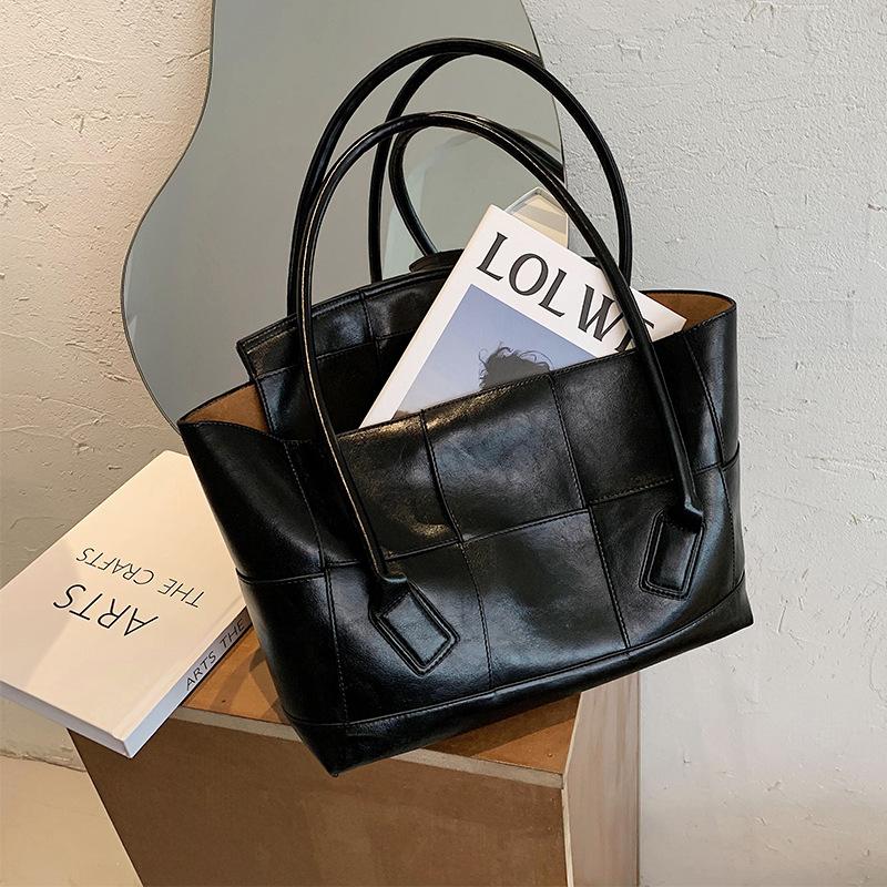 Casual Tote Bags for Women Pu Leather Handbags 2021 Spring Big Capacity Shoulder Bag Design Female Travel Shopping, Khaki tote bag
Casual Tote Bags for Women Pu Leather Handbags 2021 Spring Big Capacity Shoulder Bag Design Female Travel Shopping, Khaki tote bag