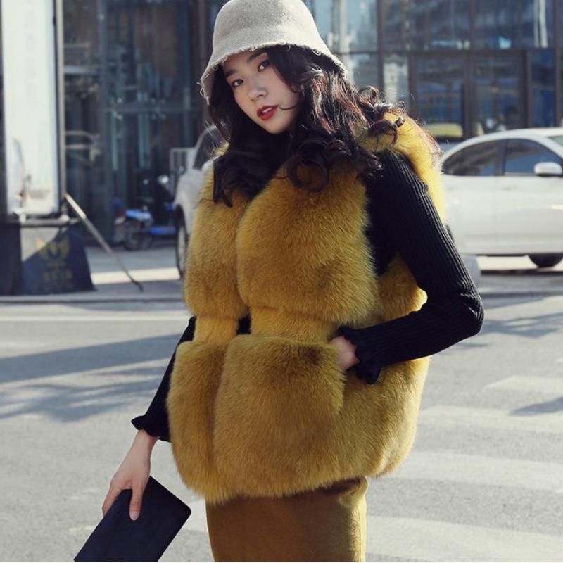 Winter Fashion Women' Faux Fur Vest Fake Fur Coat Thicker warm Waistcoat Sleeveless stitching Plus size coat L1677, Black
Winter Fashion Women' Faux Fur Vest Fake Fur Coat Thicker warm Waistcoat Sleeveless stitching Plus size coat L1677, Black