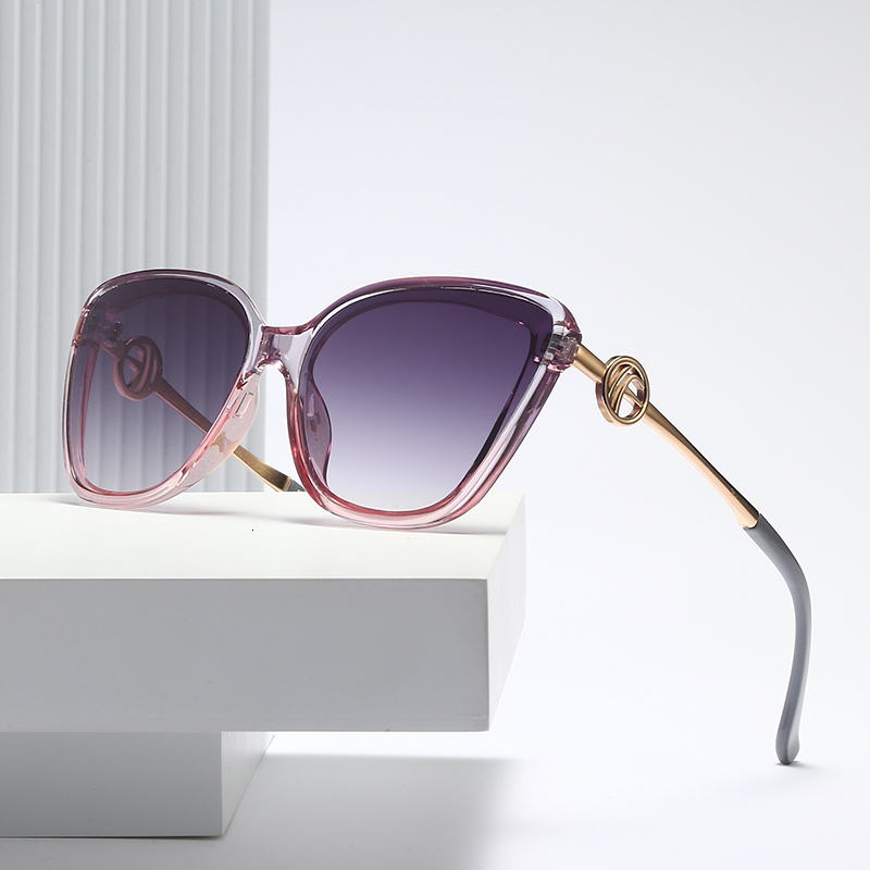 2021 New Feminine Luxury Female Celebrity Round Ladies Design Vintage Cat's Eye Sunglasses Uovt
2021 New Feminine Luxury Female Celebrity Round Ladies Design Vintage Cat's Eye Sunglasses Uovt