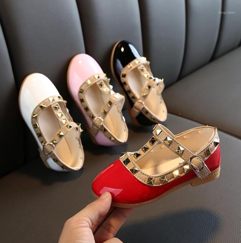 2020 New Girls Sandals Kids Leather Casual Shoes Children Rivets Leisure Sneakers Hot Girls Princess Dance Performance Shoes1, Red
2020 New Girls Sandals Kids Leather Casual Shoes Children Rivets Leisure Sneakers Hot Girls Princess Dance Performance Shoes1, Red