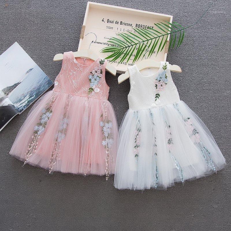 KISBINI 2020 Baby Girls Ball Gown Pink White Flower Design Sleeveless Zipper Dress For 12M to 3T Toddler Girls Dress1
KISBINI 2020 Baby Girls Ball Gown Pink White Flower Design Sleeveless Zipper Dress For 12M to 3T Toddler Girls Dress1