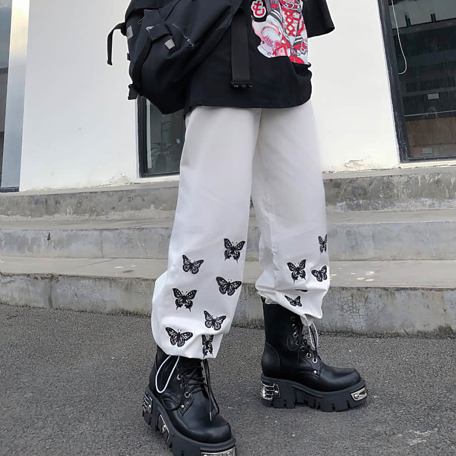 New Autmun High Waist Pants Women Cargo Sweatpants Embroided Butterflies Wide Leg Straight Plus Size Casual Trousers Streetwear 201112