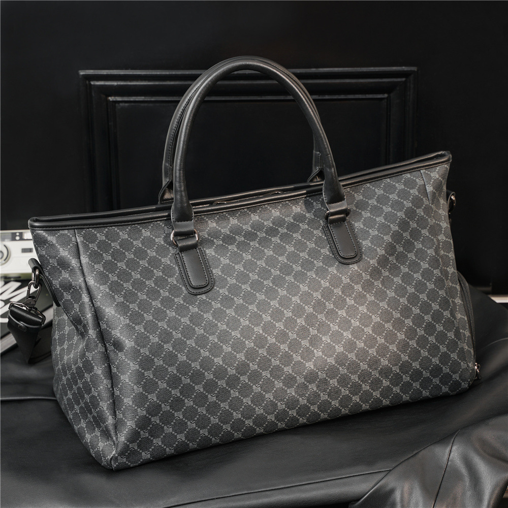 Duffle bag Classic 45 50 55 Travel luggage leather Top quality women crossbody totes shoulder Bags mens womens handbags, With logo
Duffle bag Classic 45 50 55 Travel luggage leather Top quality women crossbody totes shoulder Bags mens womens handbags, With logo