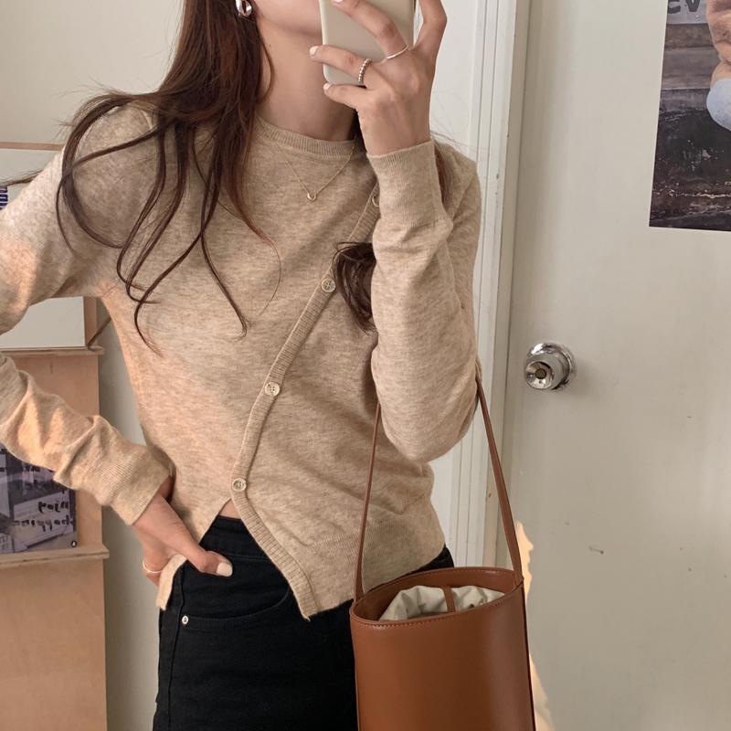 Bornladies Elegant Autumn Sweater Solid High Quality Cardigans Knitted Women Irregular Vintage Retro Loose O-neck Sweaters, Khaki
Bornladies Elegant Autumn Sweater Solid High Quality Cardigans Knitted Women Irregular Vintage Retro Loose O-neck Sweaters, Khaki