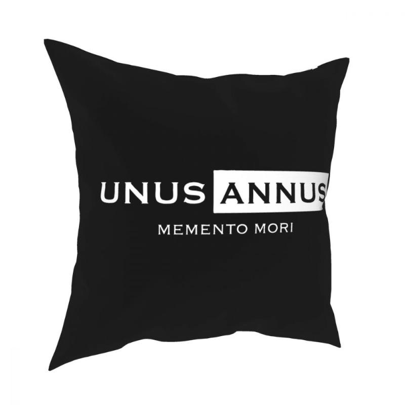 Unus Annus Memento Mori Square Pillow Case Polyester Decorative Pillow Ethan Markiplier Mark Awesome Pillowcover Home Decor, Black
Unus Annus Memento Mori Square Pillow Case Polyester Decorative Pillow Ethan Markiplier Mark Awesome Pillowcover Home Decor, Black