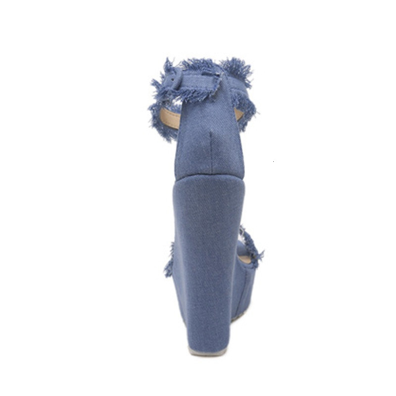2021 New Summer Style Blue Denim 15-inch Cunhas From High Leap Female Sensual Locked Belt in Peep Toe Wrap Sandals P19H
2021 New Summer Style Blue Denim 15-inch Cunhas From High Leap Female Sensual Locked Belt in Peep Toe Wrap Sandals P19H