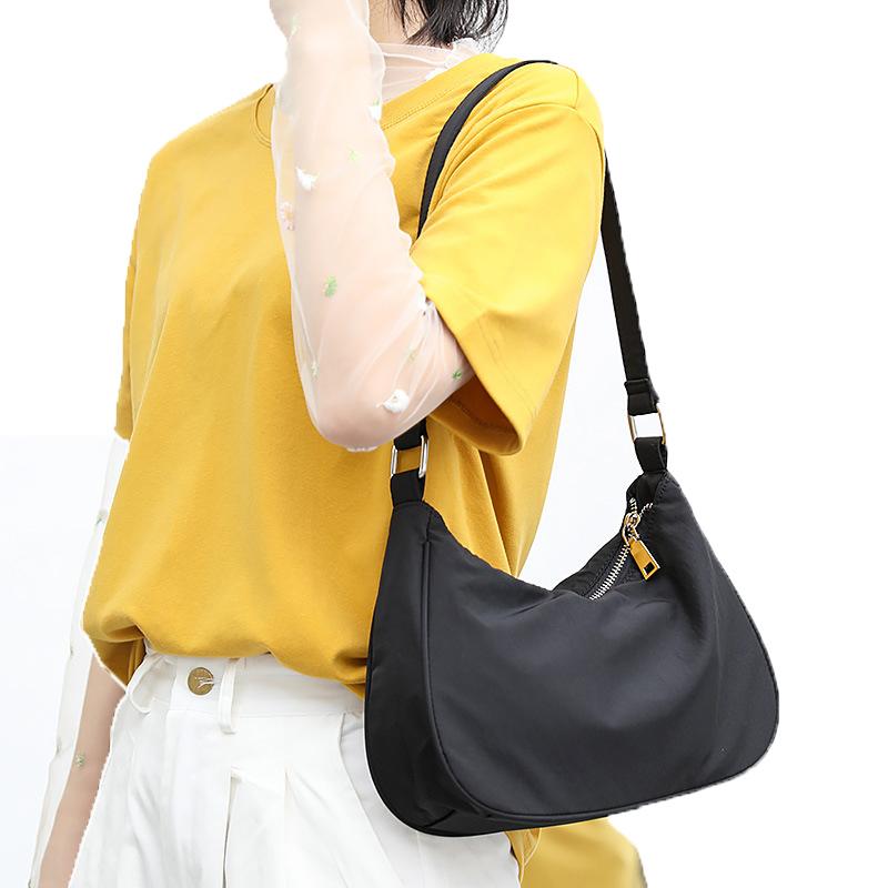 Nylon Shoulder Bag for Women Simple Style Underarm Bags Retro Zipper Handbag Versatile Soft Fabric Solid Color Hobos, Beige
Nylon Shoulder Bag for Women Simple Style Underarm Bags Retro Zipper Handbag Versatile Soft Fabric Solid Color Hobos, Beige