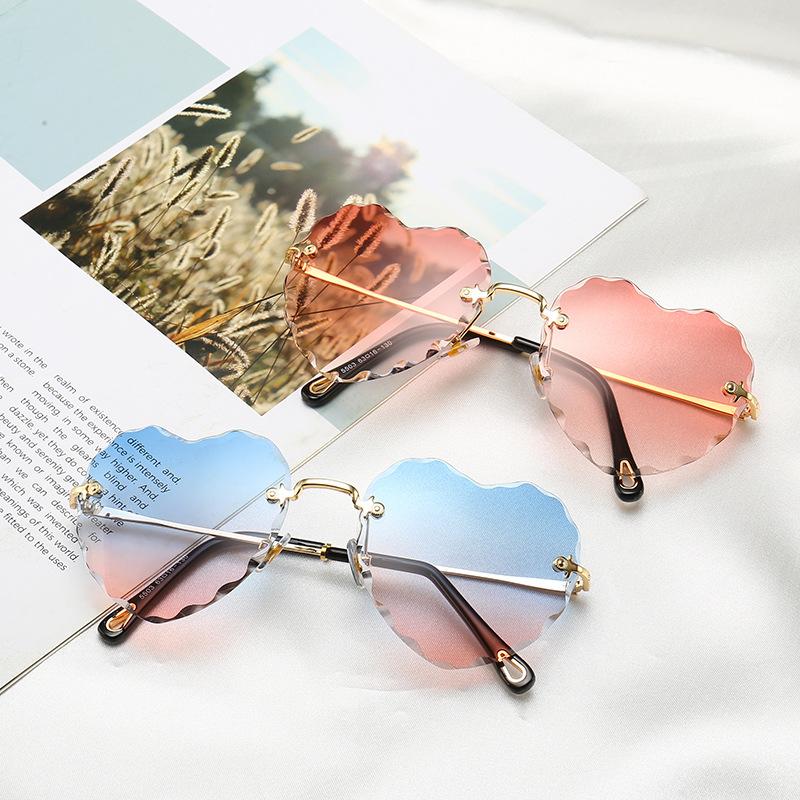 Heart Sunglasses Woman Sweet Sun Glasses for Women Geometry Rimless Fashion New Uv400 Cute Gradient Light Blocking Travel Oculos
Heart Sunglasses Woman Sweet Sun Glasses for Women Geometry Rimless Fashion New Uv400 Cute Gradient Light Blocking Travel Oculos