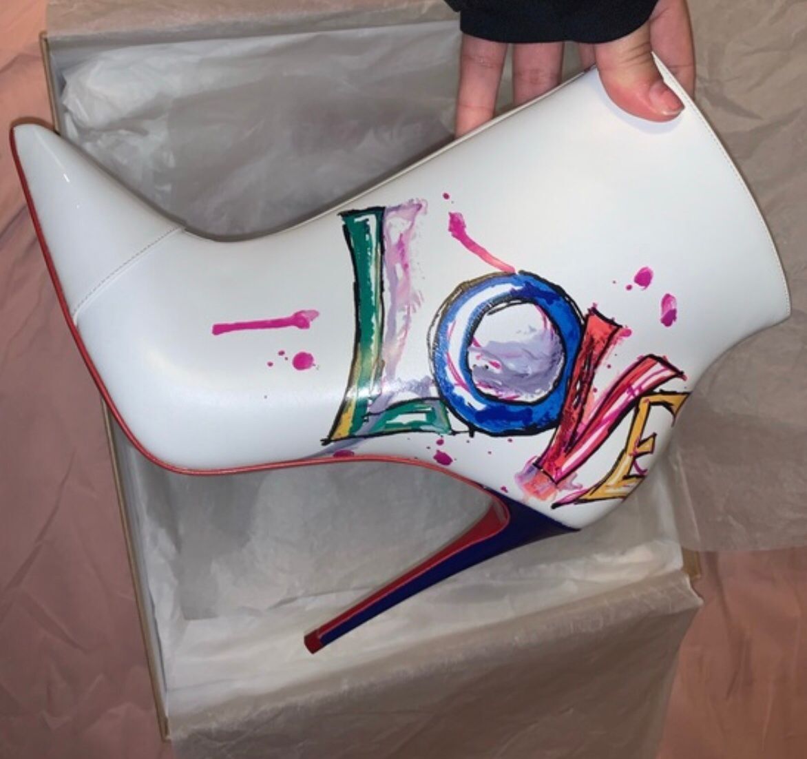 Fashion Women's Ankle Boots Luxury Paris Womens Red Bottom Boot Ankle Shoes Sokate Booty Sexy Pointed Toe High Heels Combat Booties
Fashion Women's Ankle Boots Luxury Paris Womens Red Bottom Boot Ankle Shoes Sokate Booty Sexy Pointed Toe High Heels Combat Booties