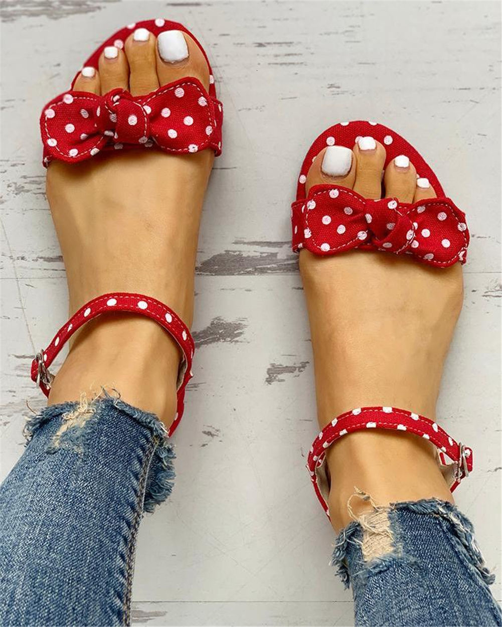 2021 New Women Sandals Leisure Plus Size Spring Flip Flop Comfortable Flat Sweet Polka Dot Shoes Woman Rchc, Black
2021 New Women Sandals Leisure Plus Size Spring Flip Flop Comfortable Flat Sweet Polka Dot Shoes Woman Rchc, Black