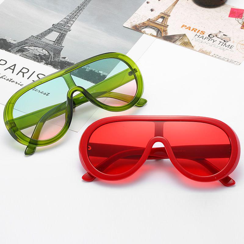 Oversize Sunglasses Women 2021 Fashion Glasses UV400 Europe Outdoor Shade Trendy Eyewear Polycarbonate Green Modern Frame Oculos
Oversize Sunglasses Women 2021 Fashion Glasses UV400 Europe Outdoor Shade Trendy Eyewear Polycarbonate Green Modern Frame Oculos