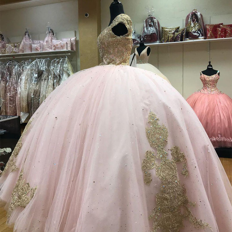 Pink And Gold Quinceanera Dresses Ball Gown Prom Cheap 2021 Applique Beaded Sweetheart Lace-up Tulle Sweet 16 Dress Party Formal Gowns Long