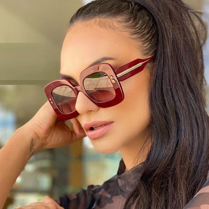 High Quality Fashion Square Brand Sunglasses Women Rivet Metal Pins Oversized Sun glasses For Female Vintage Glassses UV4001
High Quality Fashion Square Brand Sunglasses Women Rivet Metal Pins Oversized Sun glasses For Female Vintage Glassses UV4001