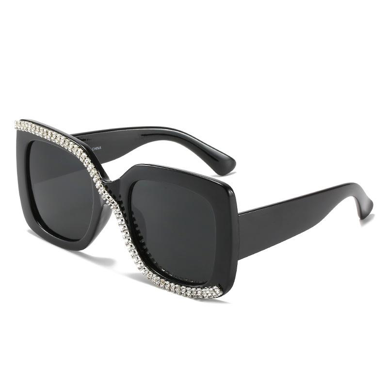 Sunglasses Personality Diamond Fashion Box UV400 Women Trend Wild Street Pography Travel Glasses
Sunglasses Personality Diamond Fashion Box UV400 Women Trend Wild Street Pography Travel Glasses