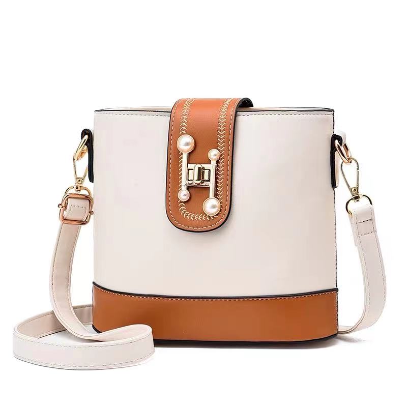 Realfine888 Bags 3A 20cm Tess small bag in shiny & suede calfskin Shoulder Handbags For Women with Dust bag, A1
Realfine888 Bags 3A 20cm Tess small bag in shiny & suede calfskin Shoulder Handbags For Women with Dust bag, A1