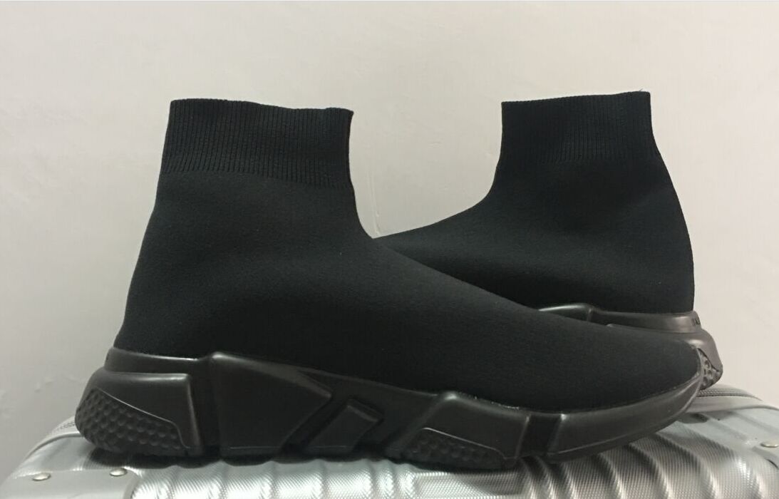 Top Quality Black White Speed Trainer Ankle Boots Man Woman Socks Boots Stretch-Knit Boots Race Runner Cheap Best Sneakers
Top Quality Black White Speed Trainer Ankle Boots Man Woman Socks Boots Stretch-Knit Boots Race Runner Cheap Best Sneakers