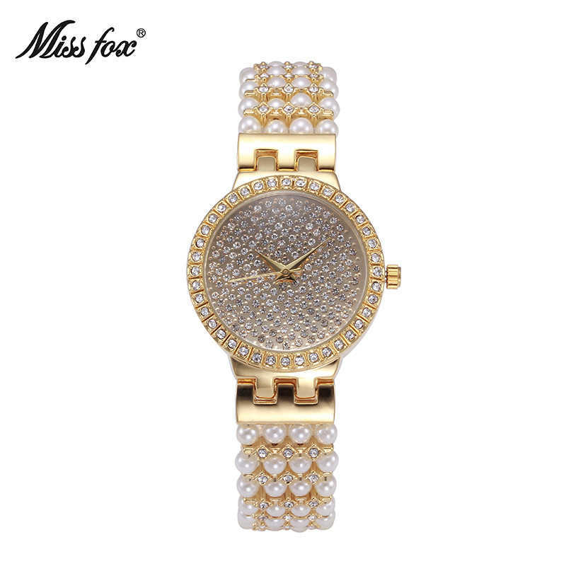 Missfox fashion simple exquisite small pearl diamond inlaid waterproof quartz women's Watch, Gold surface
Missfox fashion simple exquisite small pearl diamond inlaid waterproof quartz women's Watch, Gold surface