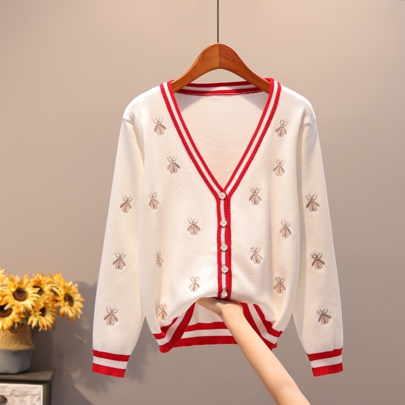 New knitting long-sleeve Bee embroidery cardigan Autunm thin Office Lady Contrast color Button sweaters women Y200720, White
New knitting long-sleeve Bee embroidery cardigan Autunm thin Office Lady Contrast color Button sweaters women Y200720, White