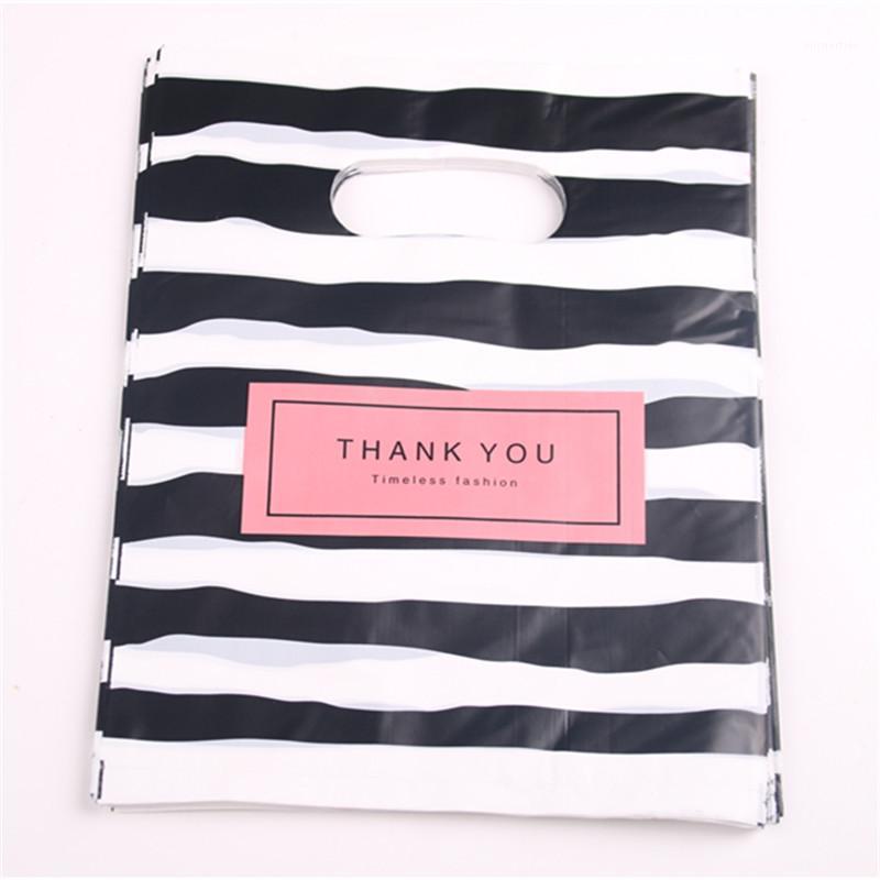 Hot New Fashion Wholesale 100pcs/lot 20*25cm Black&white Stripe Shopping Gift Packaging Bags With THANK YOU1 
Hot New Fashion Wholesale 100pcs/lot 20*25cm Black&white Stripe Shopping Gift Packaging Bags With THANK YOU1
