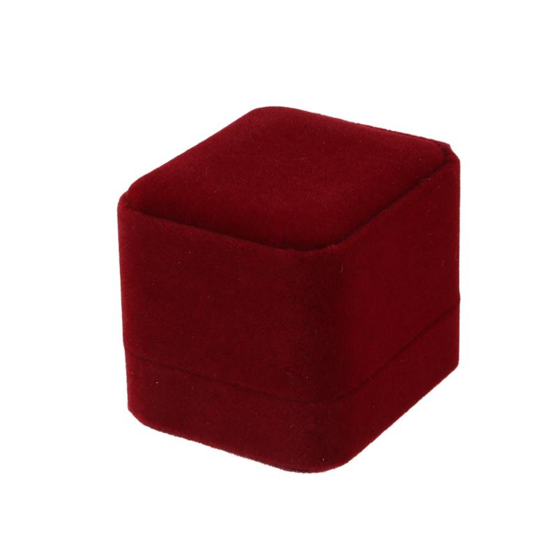 Classic Velvet Engagement Ring Box (Dark Red