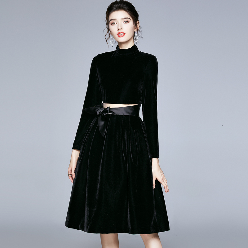 2021 New Autumn Winter Women's Vintage Runway Elegant Long Sleeve Turtleneck Hollow Bow Sashes Black Veet Ball Gown Pgiy ZGFP
2021 New Autumn Winter Women's Vintage Runway Elegant Long Sleeve Turtleneck Hollow Bow Sashes Black Veet Ball Gown Pgiy ZGFP