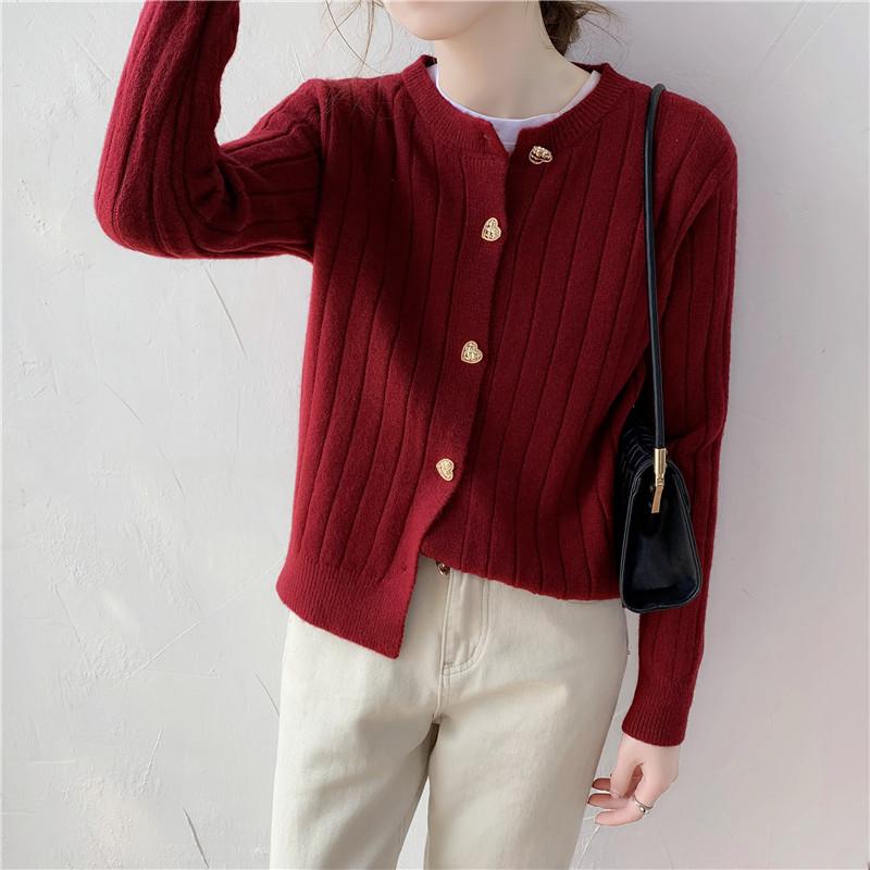 Women O-Neck Knitted Full Sleeve Heart Buttons Slim Sweaters Cardigans Lady Single-breasted Sweater Tops for Female, Red
Women O-Neck Knitted Full Sleeve Heart Buttons Slim Sweaters Cardigans Lady Single-breasted Sweater Tops for Female, Red