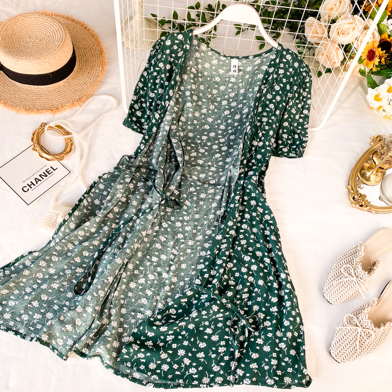 Spring Summer of the Women Floral Patterns Women's Bands Short Sleeve Cleavage Dressed in Color Ladys Dress Casual O68b, Green
Spring Summer of the Women Floral Patterns Women's Bands Short Sleeve Cleavage Dressed in Color Ladys Dress Casual O68b, Green
