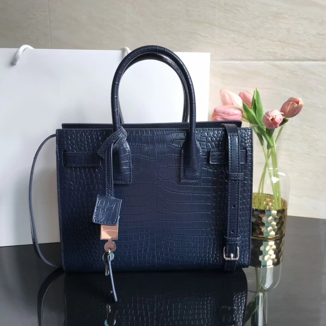 7A high-end customized products fashion bags 421863 Valentine's Day Plain Genuine Leather Shoulder Bag Single Flap Thanksgiving Day
7A high-end customized products fashion bags 421863 Valentine's Day Plain Genuine Leather Shoulder Bag Single Flap Thanksgiving Day