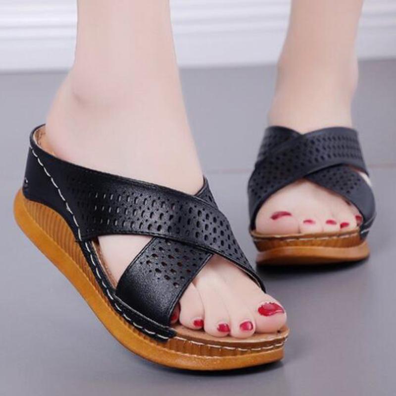 New Women's Slippers Large Size Outdoor Casual Beach Shoes Hollow out Summer Shoes For Women Non-slip Wedges Slippers qq151, Black
New Women's Slippers Large Size Outdoor Casual Beach Shoes Hollow out Summer Shoes For Women Non-slip Wedges Slippers qq151, Black