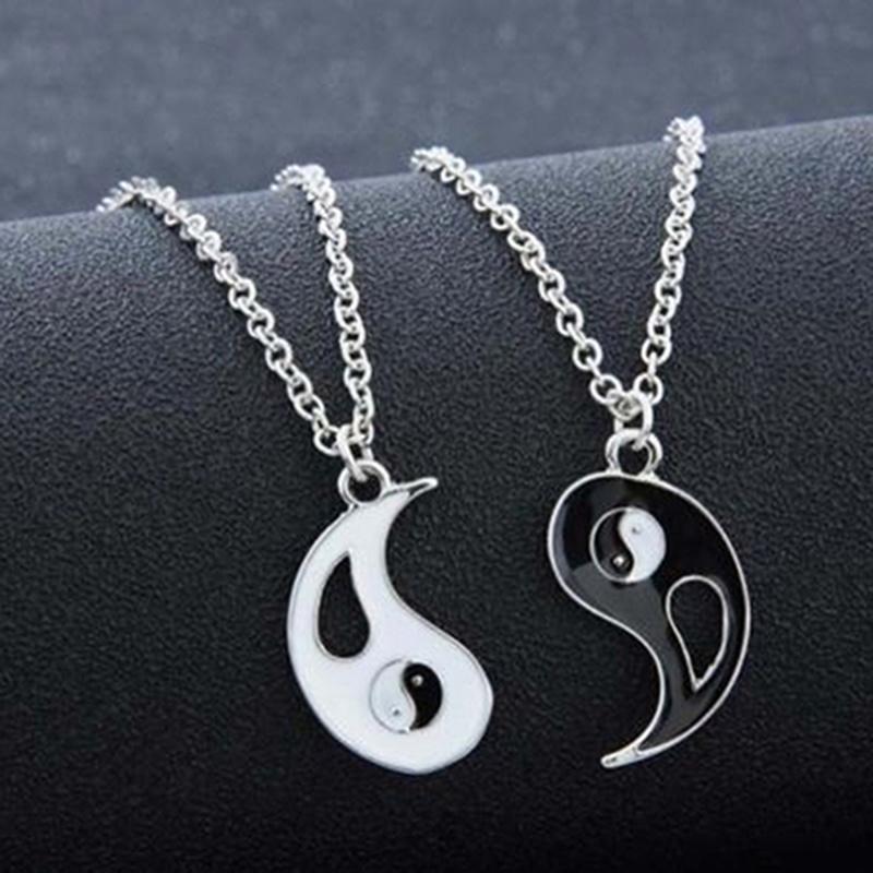 2 Pcs Black White Yin Yang Hollow Pendant Necklace Couple Sister Friend Jewelry Punk Choker Chain Necklaces for Men Women
2 Pcs Black White Yin Yang Hollow Pendant Necklace Couple Sister Friend Jewelry Punk Choker Chain Necklaces for Men Women