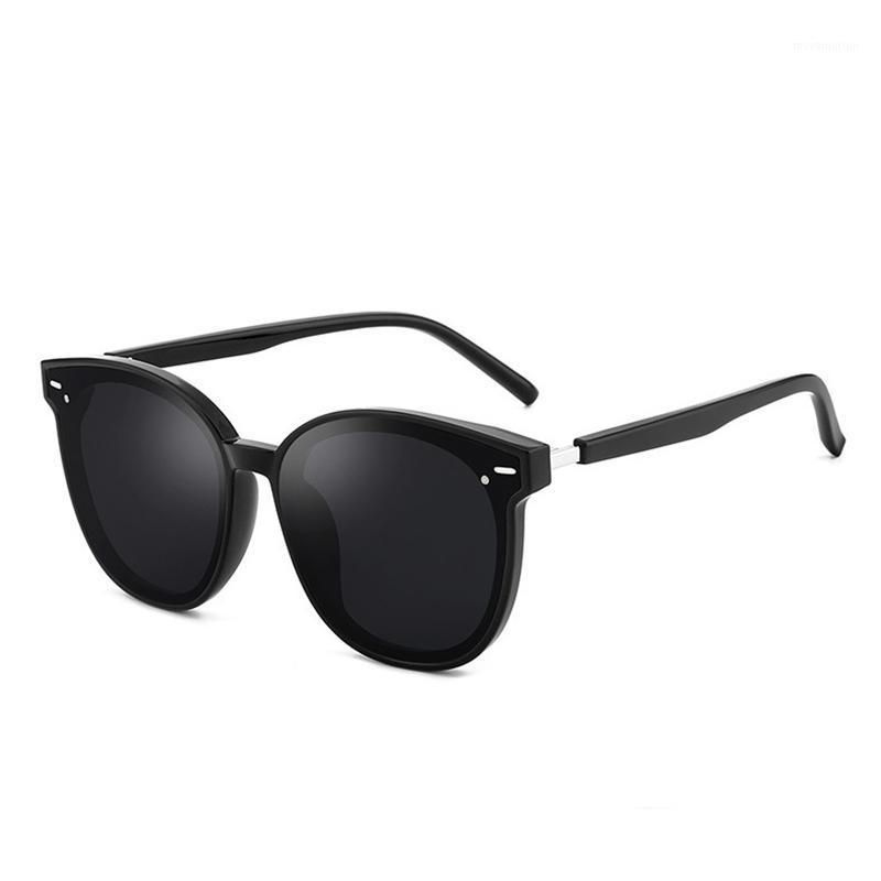 ZUCZUG Trend Cat Eye Sunglasses Women Rivet Square Black Sun Glasses Female Shade Big Frame Eyewear UV4001
ZUCZUG Trend Cat Eye Sunglasses Women Rivet Square Black Sun Glasses Female Shade Big Frame Eyewear UV4001