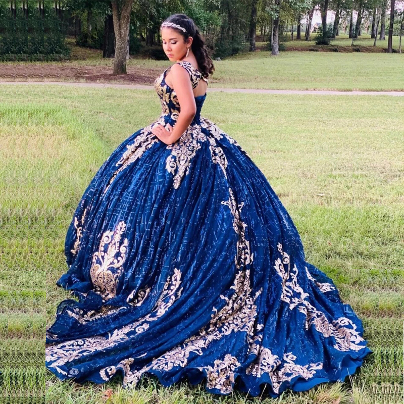 Navy Blue Sequined Appliques Quinceanera Dresses V Neck Gold Sequin Ball Gown Sweet 15 Dress Lace Up Back vestidos de xv 15 años