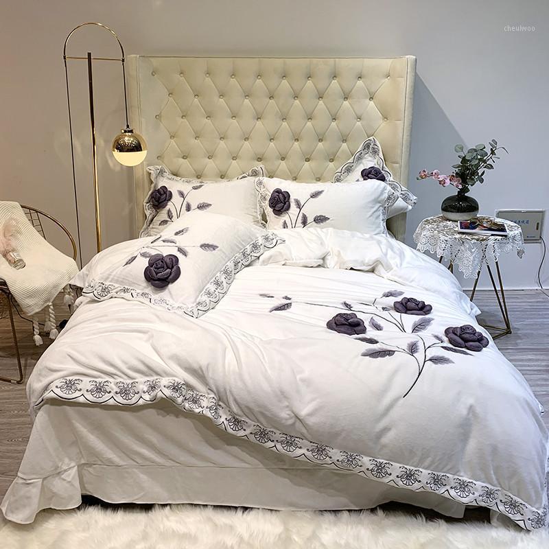 White Purple Gray Blue Brown Winter Fleece Fabric Flowers Embroidery Bedding Set Flannel Velvet Duvet Cover Bed sheet Pillowcase1
White Purple Gray Blue Brown Winter Fleece Fabric Flowers Embroidery Bedding Set Flannel Velvet Duvet Cover Bed sheet Pillowcase1