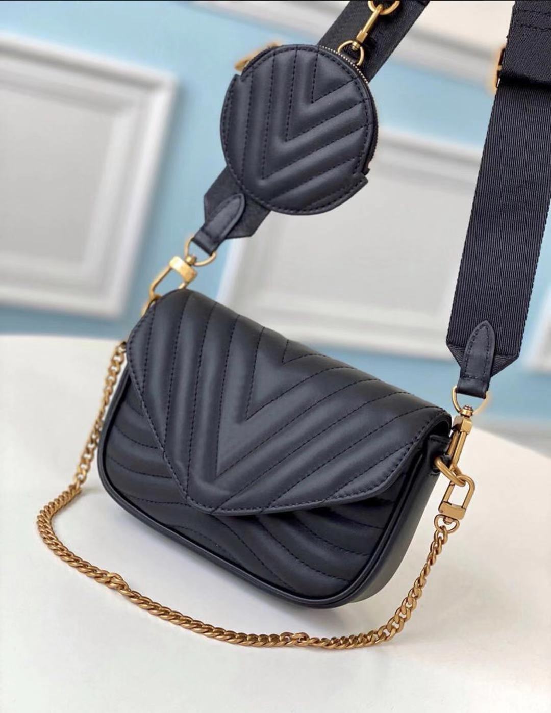 NEW WAVE MULTI-POCHETTE M53936 M56466 M56461 Women Chain Strap Combination Round Coin Purse Real Calf Leather Mini Wallet Cross body Bag
NEW WAVE MULTI-POCHETTE M53936 M56466 M56461 Women Chain Strap Combination Round Coin Purse Real Calf Leather Mini Wallet Cross body Bag